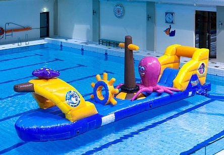 bateau, jeu aquatique, piscine, gonflable, location, activité, enfant, événement, anniversaire, créateur d'événement, arbre de noel, entreprise, toulouse, occitanie, comité d'entreprise, soirée, fête, mariage, midi-pyrénées, haute-garonne, collectivités, centre commerciaux, stand, centre commercial