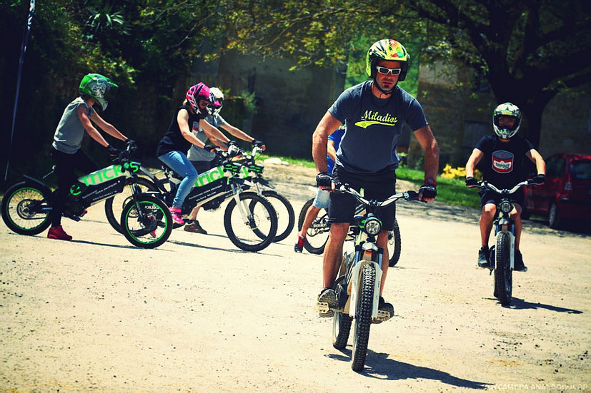 Ebike 5 vélos, activités, location, ateliers, enfant, événement, anniversaire, créateur d'événement, arbre de noel, entreprise, toulouse, occitanie, comité d'entreprise, soirée, fête, mariage, midi-pyrénées, haute-garonne, collectivités, centre commerciaux, stand, centre commercial